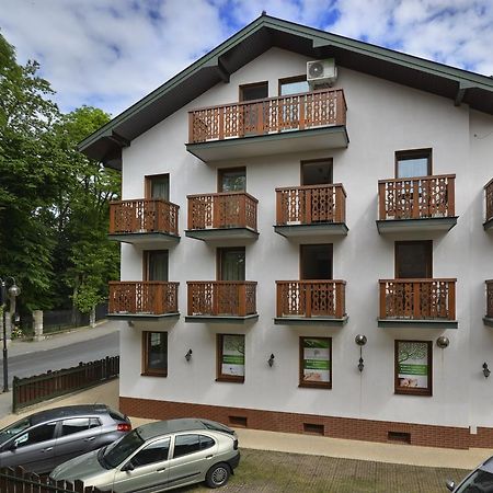 Sanatorium Zbyszko Hotel Busko-Zdrój Zewnętrze zdjęcie