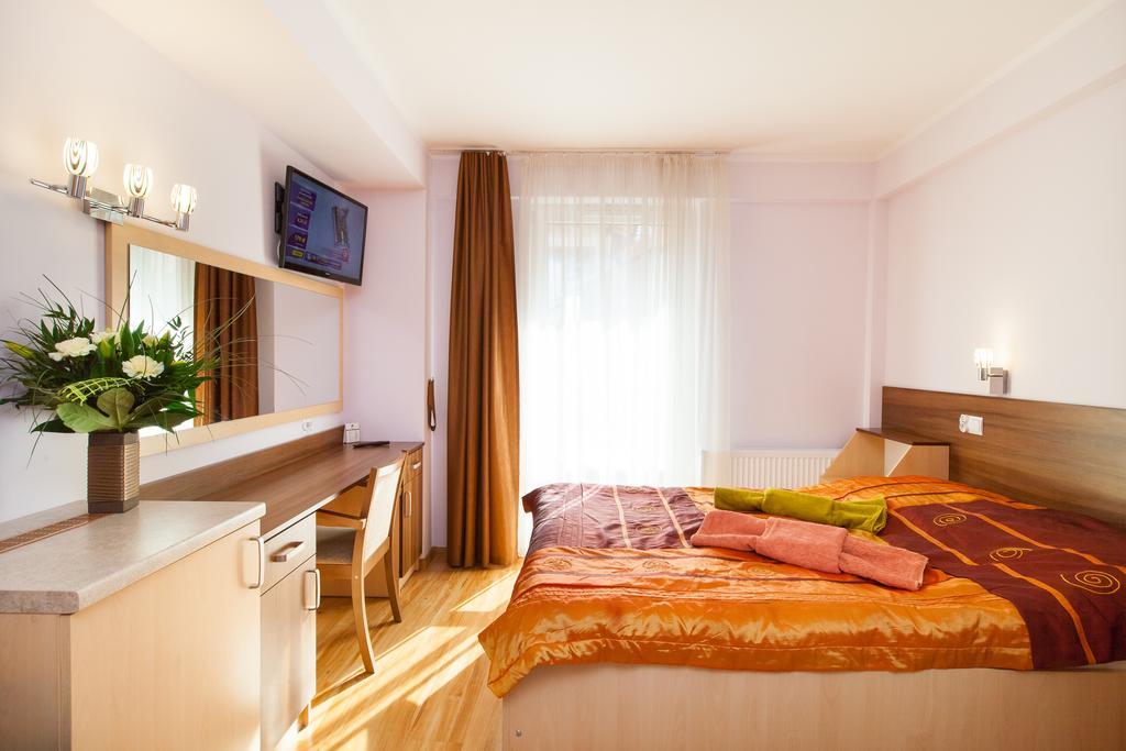 Sanatorium Zbyszko Hotel Busko-Zdrój Pokój zdjęcie
