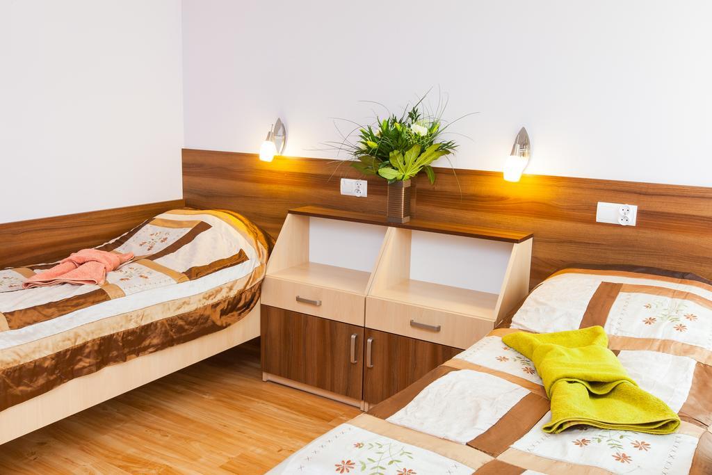 Sanatorium Zbyszko Hotel Busko-Zdrój Pokój zdjęcie